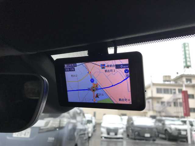 レクサス ＬＢＸ クール 富山県 2024(令6)年 2.6万km グレー マークレビンソンサウンド/純正ディスプレイオーディオ/全周囲カメラ/Bluetooth/ドライブレコーダー/プリクラッシュセーフティ/レーンキープアシスト/コーナーセンサー/ブラインドスポットモニター/レーダークルーズコントロール/ウルトラスエードコンビシート/メモリー付パワーシート/ヘッドアップディスプレイ/革巻きステアリング/ステアリングスイッチ/置くだけ充電/ETC2.0