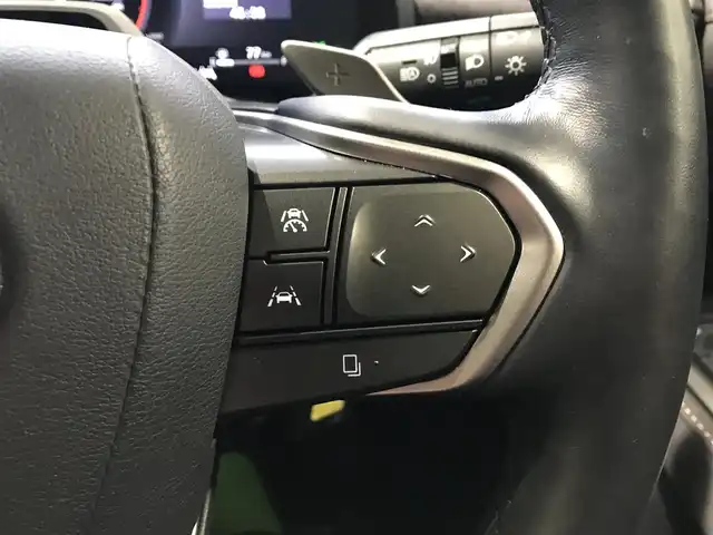 レクサス ＬＢＸ クール 富山県 2024(令6)年 2.6万km グレー マークレビンソンサウンド/純正ディスプレイオーディオ/全周囲カメラ/Bluetooth/ドライブレコーダー/プリクラッシュセーフティ/レーンキープアシスト/コーナーセンサー/ブラインドスポットモニター/レーダークルーズコントロール/ウルトラスエードコンビシート/メモリー付パワーシート/ヘッドアップディスプレイ/革巻きステアリング/ステアリングスイッチ/置くだけ充電/ETC2.0