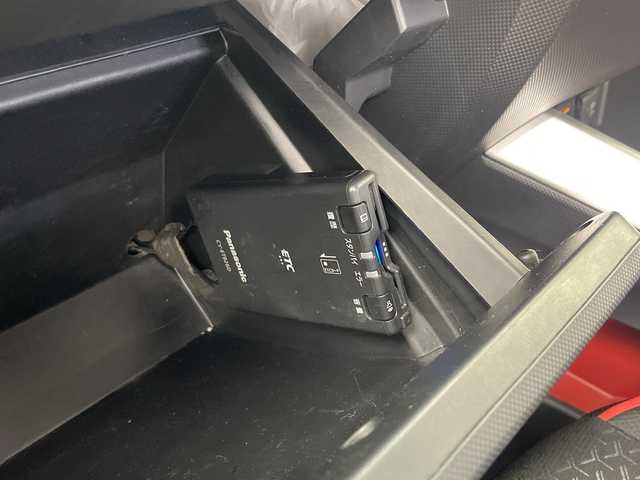 トヨタ ライズ Z 三重県 2020(令2)年 4.5万km レーザーブルークリスタルシャイン /禁煙車//純正9インチナビ/・フルセグ・Bluetooth・CD・DVD・SD//バックカメラ//モデリスタフルエアロ//前席シートヒーター//スマートアシスト//衝突回避支援ブレーキ//車線逸脱警報//オートハイビーム//アダプティブクルーズコントロール//前後コーナーセンサー//ETC//MTモード付AT//革巻きステアリング//ステアリングスイッチ//LEDヘッドライト//オートライト//プッシュスタート//スマートキー