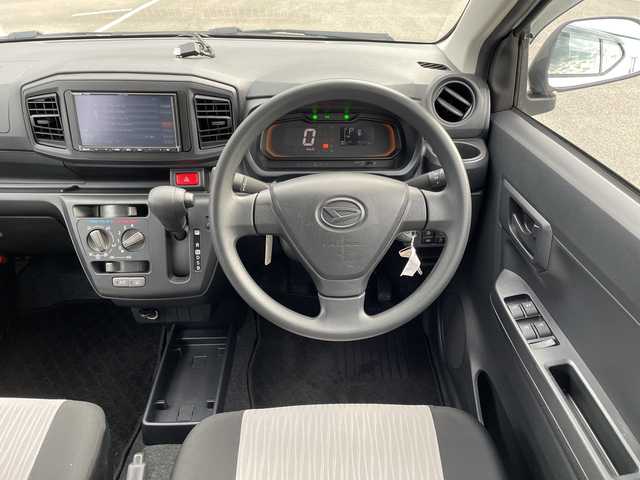 ダイハツ ミラ イース L SAⅢ 佐賀県 2020(令2)年 0.9万km ホワイト 社外ナビ(Blutooth/FM/AM)/バックカメラ/スマートアシストIII/・コーナーセンサー/・オートマチックハイビーム/・衝突軽減ブレーキ/・車線逸脱警報/AC/リモコンキー/社外フロアマット