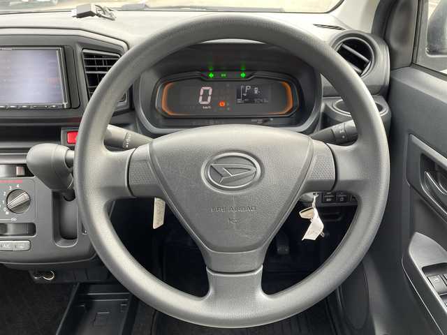 ダイハツ ミラ イース L SAⅢ 佐賀県 2020(令2)年 0.9万km ホワイト 社外ナビ(Blutooth/FM/AM)/バックカメラ/スマートアシストIII/・コーナーセンサー/・オートマチックハイビーム/・衝突軽減ブレーキ/・車線逸脱警報/AC/リモコンキー/社外フロアマット