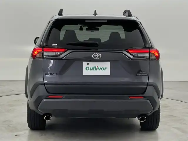 トヨタ ＲＡＶ４ アドベンチャー オフロードPKG 福岡県 2021(令3)年 3.2万km グレーメタリック 社外９型ナビ（ＢＴ，フルセグＴＶ）　/バックカメラ　/前後ドラレコ　/ＥＴＣ　/ＡＣＣ　/コーナーセンサー　/衝突軽減ブレーキ　/レーンキープ　/ＢＳＭ　/ＰＫＳＢ　/ＲＣＴＡ　/ヒルディセントコントロール　/パワーシート