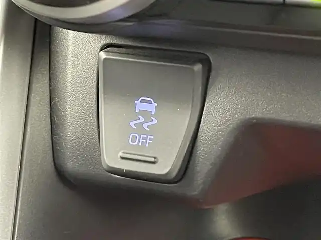 トヨタ ＲＡＶ４ アドベンチャー オフロードPKG 福岡県 2021(令3)年 3.2万km グレーメタリック 社外９型ナビ（ＢＴ，フルセグＴＶ）　/バックカメラ　/前後ドラレコ　/ＥＴＣ　/ＡＣＣ　/コーナーセンサー　/衝突軽減ブレーキ　/レーンキープ　/ＢＳＭ　/ＰＫＳＢ　/ＲＣＴＡ　/ヒルディセントコントロール　/パワーシート
