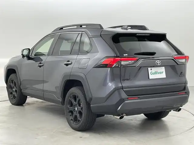 トヨタ ＲＡＶ４ アドベンチャー オフロードPKG 福岡県 2021(令3)年 3.2万km グレーメタリック 社外９型ナビ（ＢＴ，フルセグＴＶ）　/バックカメラ　/前後ドラレコ　/ＥＴＣ　/ＡＣＣ　/コーナーセンサー　/衝突軽減ブレーキ　/レーンキープ　/ＢＳＭ　/ＰＫＳＢ　/ＲＣＴＡ　/ヒルディセントコントロール　/パワーシート