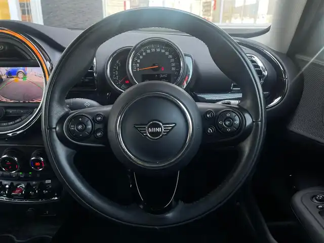 ＭＩＮＩ ＢＭＷ ミニ クラブマン クーパーD 山梨県 2020(令2)年 5.1万km 赤Ⅱ ワンオーナー/純正HDDナビ/ACC/インテリジェントS/Bカメラ/コンフォートA/前後PDC/LEDヘッドライト/ミラー型ETC/ドライビングモード/純正17インチAW/Bluetooth/ユニオンジャックテールライト/ドライブレコーダー