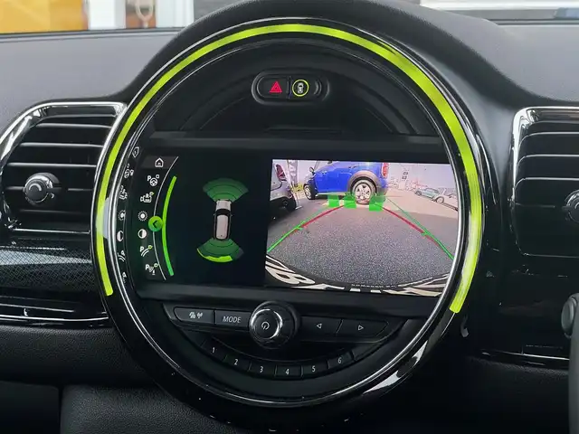 ＭＩＮＩ ＢＭＷ ミニ クラブマン クーパーD 山梨県 2020(令2)年 5.1万km 赤Ⅱ ワンオーナー/純正HDDナビ/ACC/インテリジェントS/Bカメラ/コンフォートA/前後PDC/LEDヘッドライト/ミラー型ETC/ドライビングモード/純正17インチAW/Bluetooth/ユニオンジャックテールライト/ドライブレコーダー