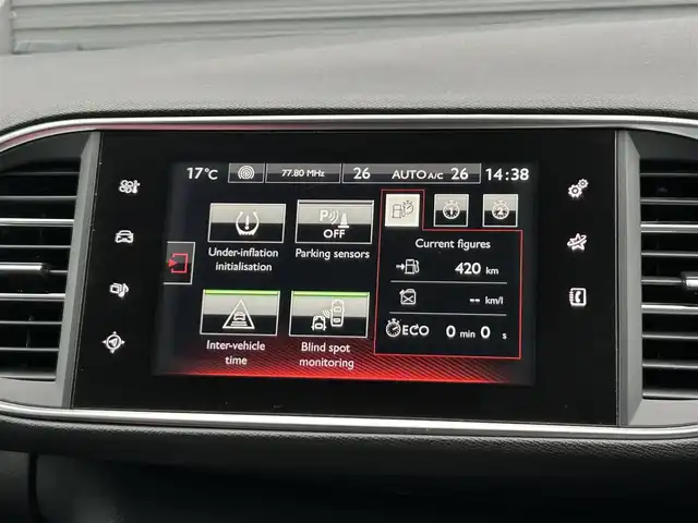 プジョー ３０８ SW GT ブルーHDi 茨城県 2016(平28)年 5.5万km マグネティックブルー ワンオーナー　/ＤＥＮＯＮスピーカー　/衝突軽減Ｂ　/ＢＳＭ　/Ｂカメラ　/パーキングセンサー　/パークアシスト　/ナビ　/ＴＶ　/ＢＴ　/ＵＳＢ　/ＤＶＤ　/ＬＥＤヘッドライト　/パドルシフト　/ＥＴＣ　/ルーフレール　/禁煙車