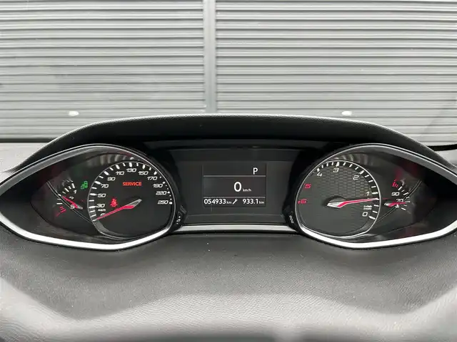 プジョー ３０８ SW GT ブルーHDi 茨城県 2016(平28)年 5.5万km マグネティックブルー ワンオーナー　/ＤＥＮＯＮスピーカー　/衝突軽減Ｂ　/ＢＳＭ　/Ｂカメラ　/パーキングセンサー　/パークアシスト　/ナビ　/ＴＶ　/ＢＴ　/ＵＳＢ　/ＤＶＤ　/ＬＥＤヘッドライト　/パドルシフト　/ＥＴＣ　/ルーフレール　/禁煙車