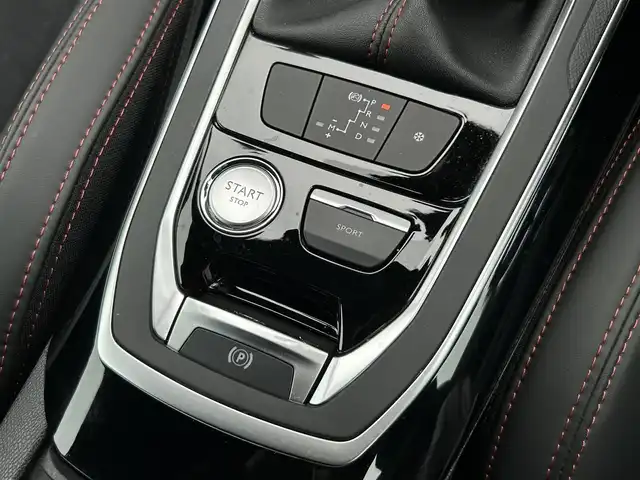 プジョー ３０８ SW GT ブルーHDi 茨城県 2016(平28)年 5.5万km マグネティックブルー ワンオーナー　/ＤＥＮＯＮスピーカー　/衝突軽減Ｂ　/ＢＳＭ　/Ｂカメラ　/パーキングセンサー　/パークアシスト　/ナビ　/ＴＶ　/ＢＴ　/ＵＳＢ　/ＤＶＤ　/ＬＥＤヘッドライト　/パドルシフト　/ＥＴＣ　/ルーフレール　/禁煙車