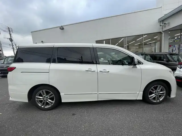 日産 エルグランド 250ハイウェイスター 福岡県 2012(平24)年 9.3万km ブリリアントホワイトパール (株)IDOMが運営する【じしゃロン八幡西店】の自社ローン専用車両になります。こちらは現金またはオートローンご利用時の価格です。自社ローンご希望の方は別途その旨お申付け下さい/純正メモリナビ/【Bluetooth・CD・DVD・TV】/純正アルミホイール/純正フロアマット/純正リアスポイラー/バックモニター/両側パワースライドドア/フロントフォグランプ/ETC/オットマン