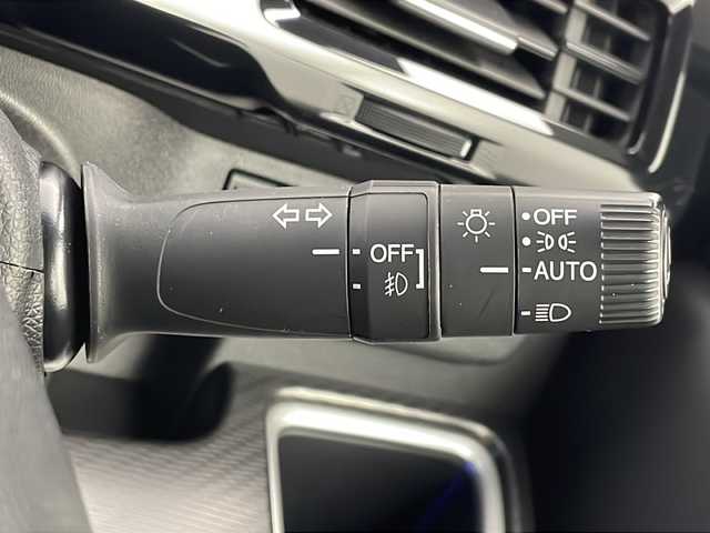 ホンダ ステップワゴン スパーダ eHEV G EXホンダS 新潟県 2020(令2)年 5.9万km プレミアムスパークルブラックパール 純正ディーラーOPナビ（型式：VXU-187SWi）/・CD/DVD/Bluetooth/USB/iPod/全周囲モニター/ホンダセンシング/衝突被害軽減システム/アダプティブクルーズコントロ―ル/レーンキープアシスト/ETC2.0/純正ドライブレコーダー/レーダー探知機/両側パワースライドドア/3列シート/ハーフレザーシート/前席シートヒーター/純正フロアマット/純正LEDヘッドライト/オートライト/純正16インチAW冬タイヤ/ABS/横滑り防止機能/盗難防止装置