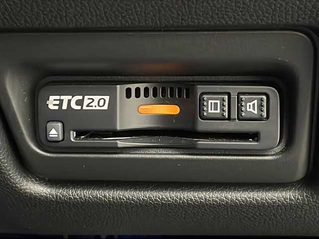 ホンダ ステップワゴン スパーダ eHEV G EXホンダS 新潟県 2020(令2)年 5.9万km プレミアムスパークルブラックパール 純正ディーラーOPナビ（型式：VXU-187SWi）/・CD/DVD/Bluetooth/USB/iPod/全周囲モニター/ホンダセンシング/衝突被害軽減システム/アダプティブクルーズコントロ―ル/レーンキープアシスト/ETC2.0/純正ドライブレコーダー/レーダー探知機/両側パワースライドドア/3列シート/ハーフレザーシート/前席シートヒーター/純正フロアマット/純正LEDヘッドライト/オートライト/純正16インチAW冬タイヤ/ABS/横滑り防止機能/盗難防止装置
