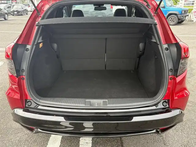 ホンダ ヴェゼル ハイブリッド RS ホンダセンシング 徳島県 2019(平31)年 3.5万km プレミアムクリスタルレッドM Gathers 8型SDナビ　VXM-195VFi/　DISC/フルセグ/AM/FM/BT/USB/バックカメラ/ビルトインETC/追従式クルーズコントロール/パドルシフト/ハーフレザーシート/シートヒーター/オートブレーキホールド/ドアバイザー/SPORT MODE/スペアキー/スマートキー/プッシュスタート/フォグライト/リヤフォッガー/オートライト/LEDヘッドライト/純正フロアマット/ホンダセンシング/取扱説明書/新車時保証書