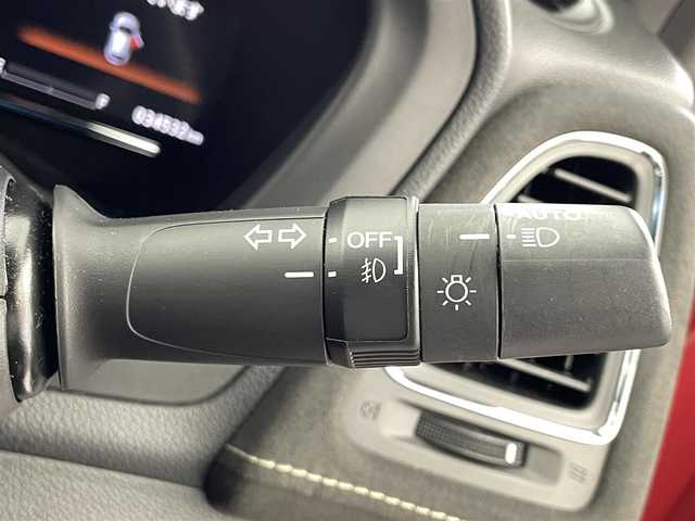 ホンダ ヴェゼル ハイブリッド RS ホンダセンシング 福井県 2019(平31)年 3.5万km プレミアムクリスタルレッドM Gathers 8型SDナビ/型式：VXM-195VFi/FM/AM/フルセグ/Bluetooth/USB】/バックカメラ/ビルトインETC/追従式クルーズコントロール/パドルシフト/ハーフレザーシート/シートヒーター/オートブレーキホールド/ドアバイザー/SPORT MODE/スペアキー/スマートキー/プッシュスタート/フォグライト/リヤフォッガー/オートライト/LEDヘッドライト/純正フロアマット/ホンダセンシング/取扱説明書/新車時保証書