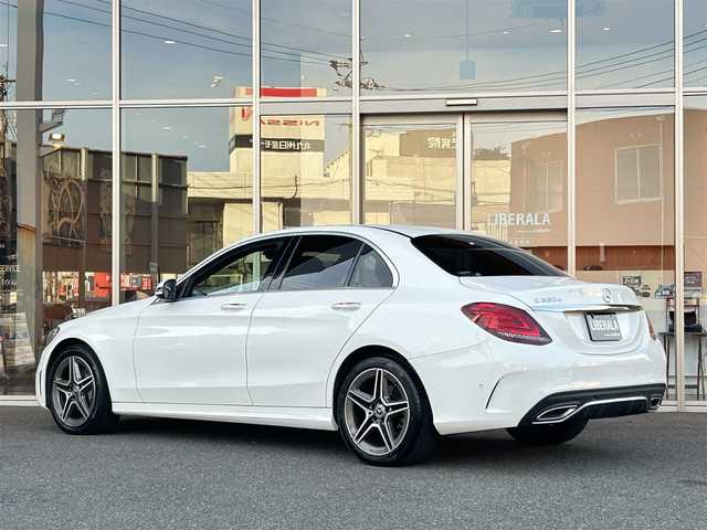 メルセデス・ベンツ Ｃ２２０ｄ アバンギャルド　AMGライン 福岡県 2019(平31)年 5.7万km 白