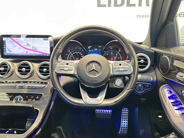 メルセデス・ベンツ Ｃ２２０ｄ アバンギャルド　AMGライン 福岡県 2019(平31)年 5.7万km 白