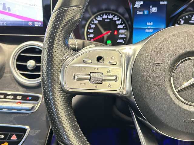 メルセデス・ベンツ Ｃ２２０ｄ アバンギャルド　AMGライン 福岡県 2019(平31)年 5.7万km 白