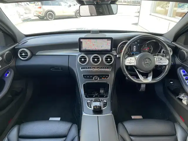 メルセデス・ベンツ Ｃ２２０ｄ アバンギャルド　AMGライン 山梨県 2019(平31)年 5.7万km ポーラホワイト 黒革　/純正ナビ／フルセグ　/Ｂカメラ　/ＡＣＣ　/ＢＳＭ　/アンビエントライト　/ＡｐｐｌｅＣａｒＰｌａｙ　/ＡｎｄｒｏｉｄＡｕｔｏ　/Ｂｌｕｅｔｏｏｔｈ　/メモリ付パワーシート　/シートヒーター　/ＬＥＤヘッドライト