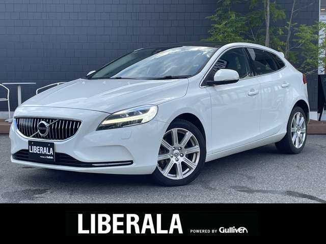 ボルボ Ｖ４０ T3 クラシックエディション 滋賀県 2019(令1)年 3.6万km アイスホワイト パノラマガラスルーフ/harman/kardonサウンド/インテリセーフ/黒革/・前席パワーシート/・前席シートヒーター /衝突軽減ブレーキ/ACC/BLIS/LKA/純正ナビ/（BT/USB/DTV）/バックカメラ/バックソナー/ETC/ドライブレコーダー/純正17インチAW