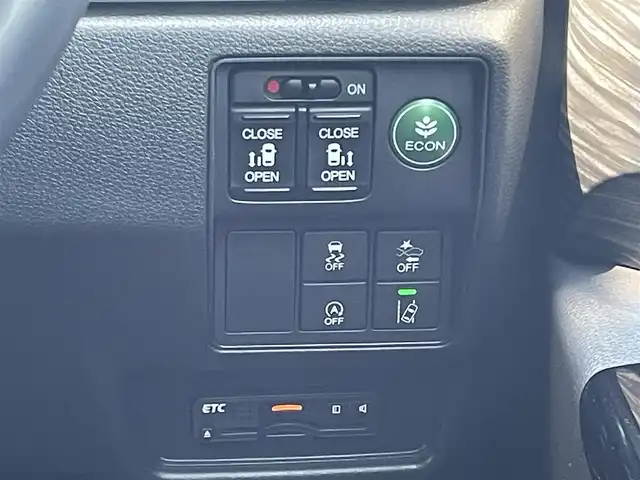 ホンダ オデッセイ アブソルート 東京都 2015(平27)年 7.1万km ホワイトオーキッドパール 純正ナビ/（フルセグ/BT/DVD/CDFM/AM）/360度カメラ/ドライブレコーダー　ETC/ホンダセンシング/アダプティブクルーズコントロール/車線維持支援システム/フリップダウンモニター/両側パワースライドドア/スマートキー×２/社外18インチAW（無限製）/新車時保証書/取扱説明書
