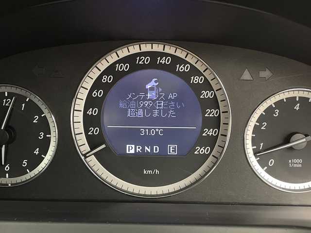 メルセデス・ベンツ Ｅ３５０ クーペ 鹿児島県 2010(平22)年 8万km ダイヤモンドホワイト メーカーナビ/(CD/DVD/AM/FM/フルセグTV)/前席シートヒーター/前席パワーシート/シートメモリー/革巻きステアリング/ステアリングスイッチ/バックカメラ/クルーズコントロール/ETC/コーナーセンサー/レザーシート/オートライト/純正フロアマット/純正17インチアルミホイール/カーテンエアバッグ