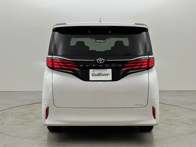 トヨタ アルファード Z 福岡県 2023(令5)年 2.5万km プラチナホワイトパールマイカ ワンオーナー/左右独立サンルーフ　/後席モニター　/純正１４型ＤＡナビ　/全方位カメラ　/セーフティセンス　/ＰＫＳＢ　/ＢＳＭ　/パーキングアシスト　/両側電動スライドドア　/パワーバックドア　/３眼ＬＥＤヘッドライト　/デジタルルームミラー/ビルトインETC２．０/シートベンチレーション／ヒーター/ステアリングヒーター/ワイヤレス充電