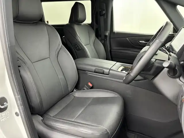 トヨタ アルファード Z 福岡県 2023(令5)年 2.5万km プラチナホワイトパールマイカ ワンオーナー/左右独立サンルーフ　/後席モニター　/純正１４型ＤＡナビ　/全方位カメラ　/セーフティセンス　/ＰＫＳＢ　/ＢＳＭ　/パーキングアシスト　/両側電動スライドドア　/パワーバックドア　/３眼ＬＥＤヘッドライト　/デジタルルームミラー/ビルトインETC２．０/シートベンチレーション／ヒーター/ステアリングヒーター/ワイヤレス充電