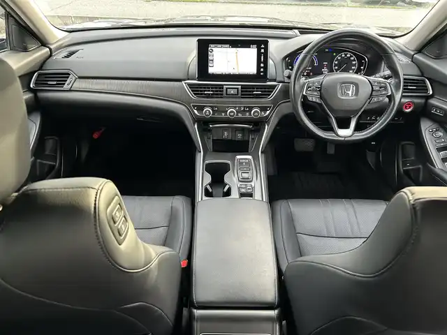 ホンダ アコード EX 富山県 2020(令2)年 3.5万km クリスタルブラックパール サンルーフ/ブラインドスポットモニター/純正ナビ/クリアランスソナー/レーダークルーズコントロール/衝突軽減ブレーキ/レーンキープアシスト/標識認識機能/先行車発標識進お知らせ機能/オートマチックハイビーム/パドルシフト/バックカメラ/純正SDナビ/フルセグTV/Bluetooth/ビルトインETC/全席シートヒーター/パワーシートD＋N席/レザーシート/運転席ドライビングポジションシステム/純正18インチアルミホイール/スタッドレスタイヤ　4本車載