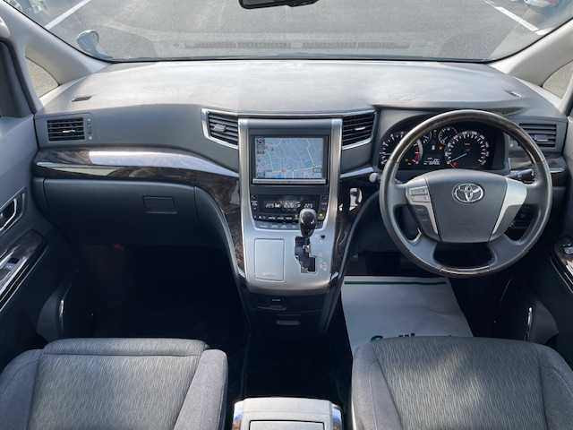 トヨタ アルファード 240S Cパッケージ 長崎県 2013(平25)年 6.4万km ブラック 純正メモリーナビ/CD/DVD/BT/フルセグTV/バックカメラ/両側パワースライドドア/前席パワーシート/D席メモリーシート/パワーバックドア/純正フリップダウンモニター/クルーズコントロール/ステアリングスイッチ/ビルトインETC