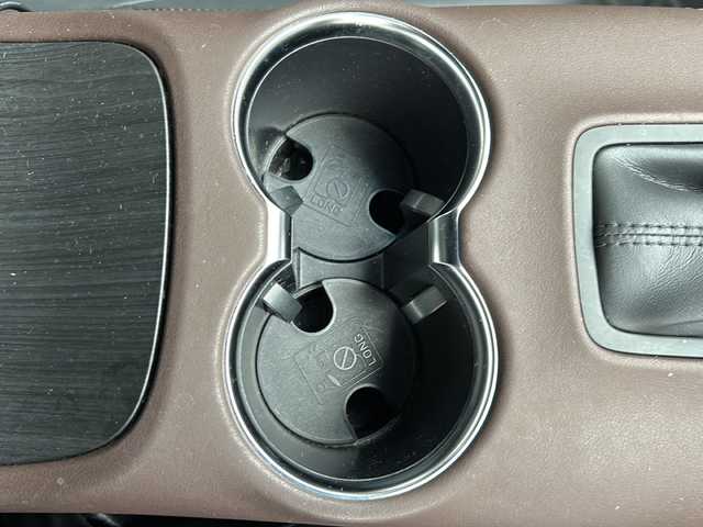 トヨタ ハリアー Z 愛知県 2022(令4)年 1.3万km ホワイトパールクリスタルシャイン ワンオーナー/トヨタセーフティセンス/モデリスタエアロパーツ/純正ナビ　ＢＴ／フルセグ/レーダークルーズコントロール/アラウンドビューモニター/調光パノラマルーフ/デジタルインナーミラー/JBL/ブラインドスポットモニター/ハーフレザー/パワーシート/パワーバックドア/コーナーセンサー/前後ドライブレコーダー/ビルトインETC/純正フロアマット/純正アルミホイール/ステアリングスイッチ/LEDオートライト/アイドリングストップ