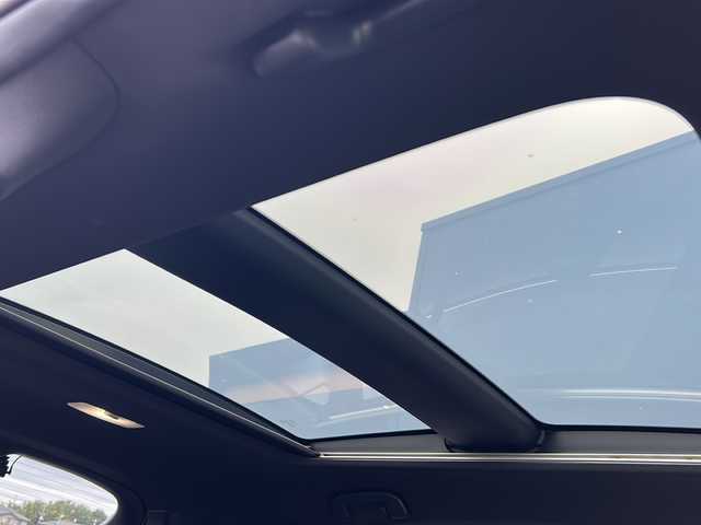 トヨタ ハリアー Z 愛知県 2022(令4)年 1.3万km ホワイトパールクリスタルシャイン ワンオーナー/トヨタセーフティセンス/モデリスタエアロパーツ/純正ナビ　ＢＴ／フルセグ/レーダークルーズコントロール/アラウンドビューモニター/調光パノラマルーフ/デジタルインナーミラー/JBL/ブラインドスポットモニター/ハーフレザー/パワーシート/パワーバックドア/コーナーセンサー/前後ドライブレコーダー/ビルトインETC/純正フロアマット/純正アルミホイール/ステアリングスイッチ/LEDオートライト/アイドリングストップ