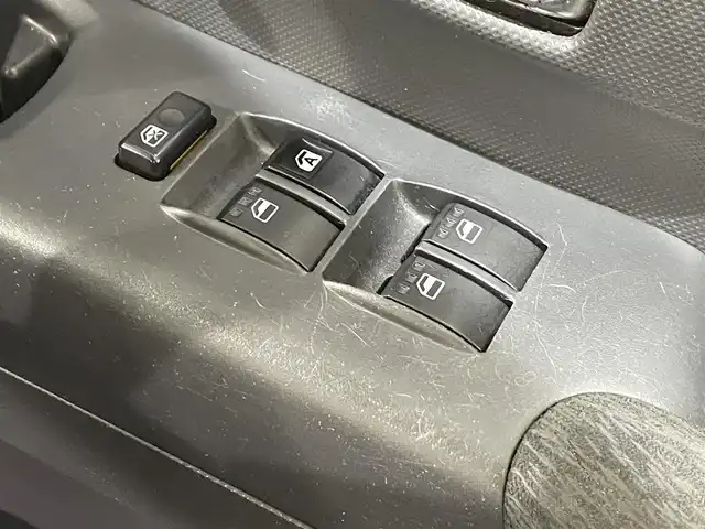 トヨタ ｂＢ S 煌 愛知県 2016(平28)年 6万km ブラックマイカメタリック 社外7インチナビ/フルセグTV/Bluetooth/CD/DVD再生/ETC/バックカメラ/ミュージックサーバー/AUX/純正フロアマット/ハーフレザーシート/HIDヘッドライト/エアコン/デジタルインナーミラー