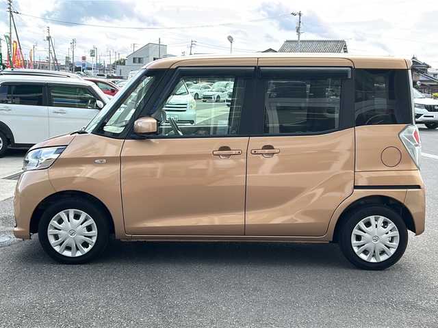 日産 デイズ ルークス X 香川県 2019(平31)年 1.9万km ピンクゴールドM 純正7インチメモリーナビ/フルセグテレビ/DVD再生機能/アラウンドビューモニター/前後ドライブレコーダー/片側パワースライドドア/片側シートバックテーブル/ルーフサーキュレーサー/ETC