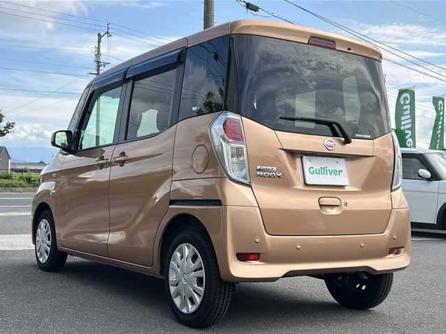 日産 デイズ ルークス X 香川県 2019(平31)年 1.9万km ピンクゴールドM 純正7インチメモリーナビ/フルセグテレビ/DVD再生機能/アラウンドビューモニター/前後ドライブレコーダー/片側パワースライドドア/片側シートバックテーブル/ルーフサーキュレーサー/ETC