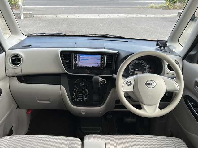 日産 デイズ ルークス X 香川県 2019(平31)年 1.9万km ピンクゴールドM 純正7インチメモリーナビ/フルセグテレビ/DVD再生機能/アラウンドビューモニター/前後ドライブレコーダー/片側パワースライドドア/片側シートバックテーブル/ルーフサーキュレーサー/ETC