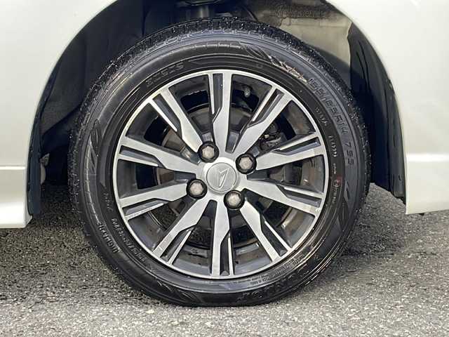 ダイハツ タント カスタム X トップED SA Ⅲ 山形県 2017(平29)年 6.4万km パールホワイトⅢ 禁煙車/4WD/衝突回避支援ブレーキ機能/社外ナビ(AM/FM/BT/TV/CD/DVD)/片側パワースライド/D assist（Ｄアシスト）切替ステアリングスイッチ/アイドリングストップ/シートヒーター/オートマチックハイビーム/ドアバイザー/横滑り防止装置/純正AW14/社外AW14インチスタッドレスタイヤ積込/純正フロアマット/スペアキー(1本)/ETC