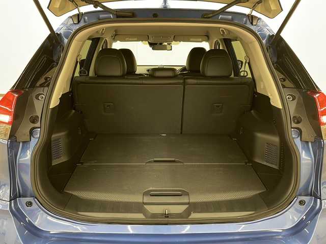 日産 エクストレイル 20S Vセレクション 道央・札幌 2022(令4)年 1.2万km シャイニングブルー ・４WD/・社外ナビ(DVD&CD&BT&フルセグ)/・前後ドライブレコーダー/・フォグランプ/・LEDヘッドライト/・ドアバイザー/・ウインカーミラー/・電動格納ミラー/・アイドリングストップ/・オートライト/・オートエアコン/・バックカメラ/・スマートキー/・社外フロアマット