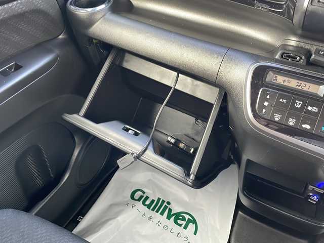 ホンダ Ｎ ＢＯＸ カスタム G SSパッケージ 東京都 2014(平26)年 8.5万km プレミアムホワイトパール 新車時保証書　	/取扱説明書　/シティーブレーキ/社外ナビ/フルセグTV【AVIC-MRZ099】	/SD/CD/DVD/SDREC/BT	/バックカメラ　ETC	/両側パワースライドドア	/HIDライト/Egプッシュスタート/ ストップボタン	/スマートキー	/社外１４インチアルミ