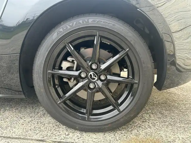 マツダ ロードスター ＲＦ VS 長崎県 2020(令2)年 2.4万km ジェットブラックマイカ 純正コネクトナビ/（CD/DVD/BT/フルセグ）/バックカメラ/衝突軽減システム/レーンアシスト/ブラインドスポットモニター/クルーズコントロール/ETC/レザーシート/シートヒーター/パドルシフト/オートライト/ステアリングスイッチ/バックソナー/純正16インチAW/F/Rエアロ/USB/AUX