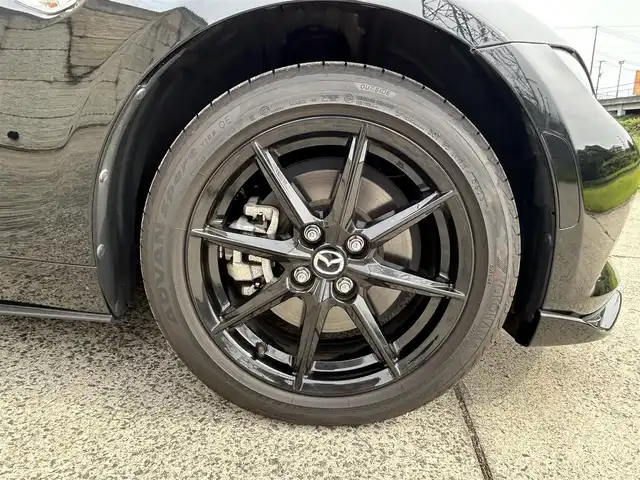 マツダ ロードスター ＲＦ VS 長崎県 2020(令2)年 2.4万km ジェットブラックマイカ 純正コネクトナビ/（CD/DVD/BT/フルセグ）/バックカメラ/衝突軽減システム/レーンアシスト/ブラインドスポットモニター/クルーズコントロール/ETC/レザーシート/シートヒーター/パドルシフト/オートライト/ステアリングスイッチ/バックソナー/純正16インチAW/F/Rエアロ/USB/AUX