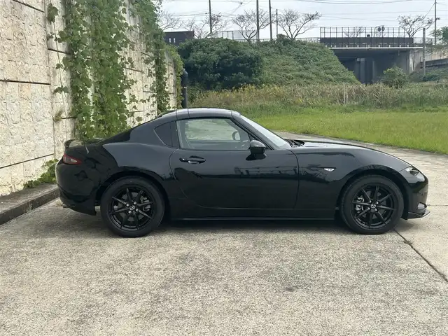 マツダ ロードスター ＲＦ VS 長崎県 2020(令2)年 2.4万km ジェットブラックマイカ 純正コネクトナビ/（CD/DVD/BT/フルセグ）/バックカメラ/衝突軽減システム/レーンアシスト/ブラインドスポットモニター/クルーズコントロール/ETC/レザーシート/シートヒーター/パドルシフト/オートライト/ステアリングスイッチ/バックソナー/純正16インチAW/F/Rエアロ/USB/AUX