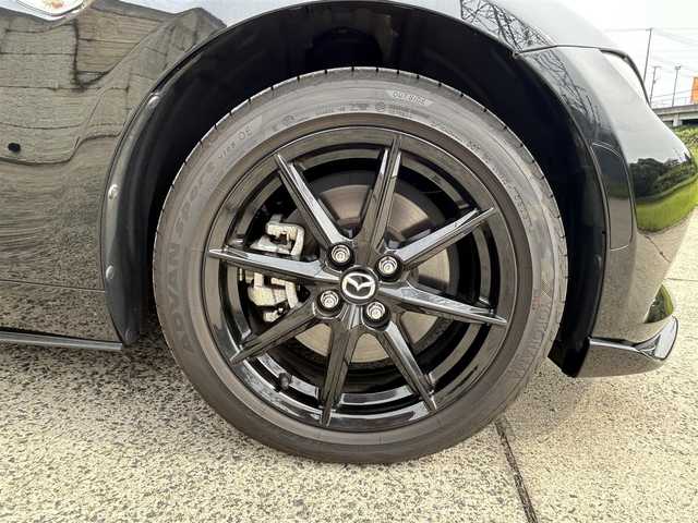 マツダ ロードスター ＲＦ VS 長崎県 2020(令2)年 2.4万km ジェットブラックマイカ 純正コネクトナビ/（CD/DVD/BT/フルセグ）/バックカメラ/衝突軽減システム/レーンアシスト/ブラインドスポットモニター/クルーズコントロール/ETC/レザーシート/シートヒーター/パドルシフト/オートライト/ステアリングスイッチ/バックソナー/純正16インチAW/F/Rエアロ/USB/AUX