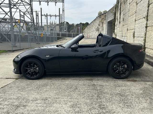 マツダ ロードスター ＲＦ VS 長崎県 2020(令2)年 2.4万km ジェットブラックマイカ 純正コネクトナビ/（CD/DVD/BT/フルセグ）/バックカメラ/衝突軽減システム/レーンアシスト/ブラインドスポットモニター/クルーズコントロール/ETC/レザーシート/シートヒーター/パドルシフト/オートライト/ステアリングスイッチ/バックソナー/純正16インチAW/F/Rエアロ/USB/AUX