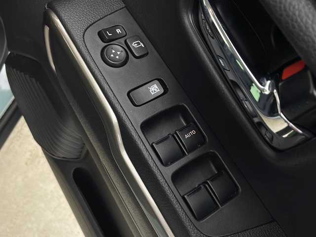 スズキ ハスラー Jスタイル Ⅱ 秋田県 2022(令4)年 4.3万km オフブルーメタリック/ガンメタリック2トーンルーフ ４WD/純正ナビ【FM/AM/CD/DVD/BT】 /フルセグTV /全方位カメラ/ 純正AW /LEDヘッドライト/アイドリングストップ /デュアルカメラブレーキサポート /クルーズコントロール /フォグライト /前席シートヒーター /クリアランスソナー /USBポート/オートエアコン/ステアリングリモコン/電格ミラー/横滑り防止装置/衝突被害軽減システム/レーンキープアシスト/オートライト/プッシュスタート/革巻きステアリング/純正フロアマット/コーナーセンサー/ルーフレール/ウィンカーミラー