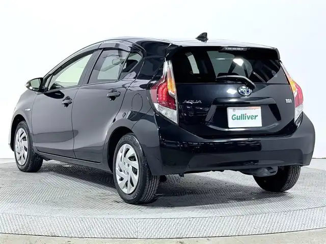 トヨタ アクア S 大阪府 2016(平28)年 3.4万km ブラックマイカ 純正ナビTV バックカメラ スマートキー プッシュスタート オートライト オートエアコン ETC