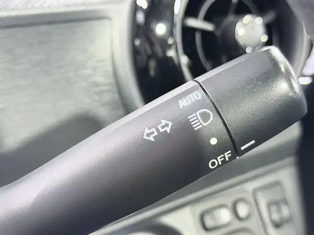 トヨタ アクア S 大阪府 2016(平28)年 3.4万km ブラックマイカ 純正ナビTV バックカメラ スマートキー プッシュスタート オートライト オートエアコン ETC