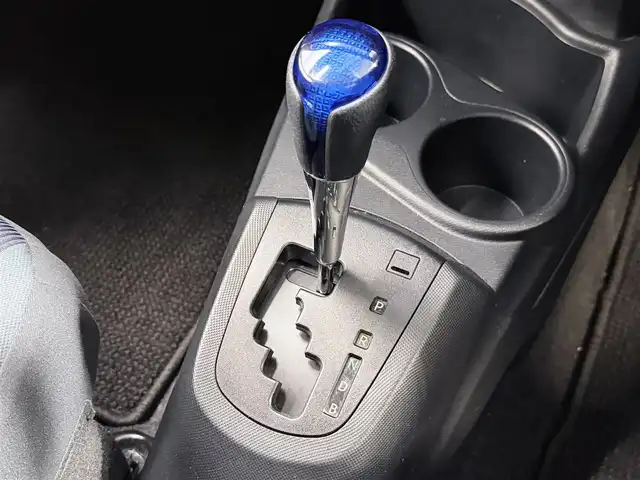 トヨタ アクア S 大阪府 2016(平28)年 3.4万km ブラックマイカ 純正ナビTV バックカメラ スマートキー プッシュスタート オートライト オートエアコン ETC