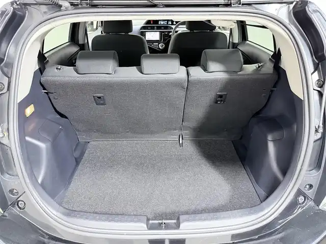 トヨタ アクア S 大阪府 2016(平28)年 3.4万km ブラックマイカ 純正ナビTV バックカメラ スマートキー プッシュスタート オートライト オートエアコン ETC