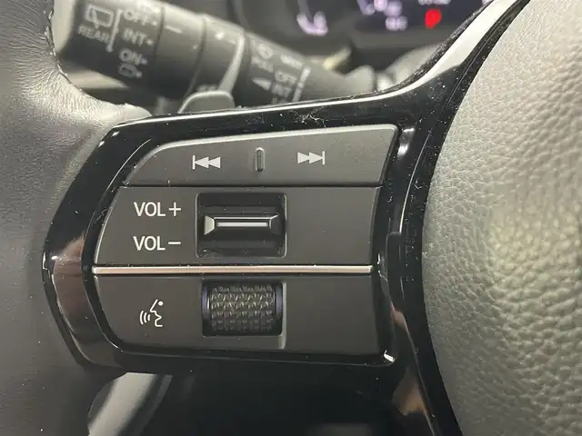 ホンダ ステップワゴン スパーダ 福井県 2022(令4)年 2.6万km プラチナホワイトパール 車いす仕様車3列目乗車（スロープ）/ホンダセンシング/・衝突軽減ブレーキ/・車線逸脱警報機能/・クルーズコントロール（追従有）/純正ナビ/【AM/FM/CD/DVD/Bluetooth/フルセグTV】/バックカメラ/両側パワースライドドア/オートライト/LEDヘッドライド/プッシュスタート/スマートキー/パワーリアゲート/電動サイドブレーキ/ブレーキホールド機能