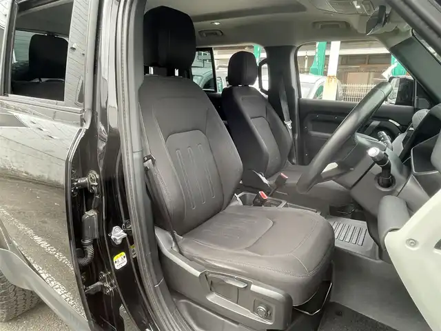 ランドローバー ランドローバー ディフェンダー 110 ダブルオーED 宮城県 2021(令3)年 6万km 黒 ダブルオーＥＤＴ　/ワンオーナー/4WD/純正メモリーナビ/（ＦＭ／ＡＭ／Ｂｌｕｅｔｏｏｔｈ）　/クルーズコントロール　/全方位カメラ　/エレクトロニックエアサスペンションコントロール　/アイドリングストップ　/横滑り防止装置/ベンチレーション/前席シートヒーター/ステアリングヒーター/BSM/ドライブレコーダー（前後型）/スマートキー/プッシュスタート/ETC/背面タイヤ